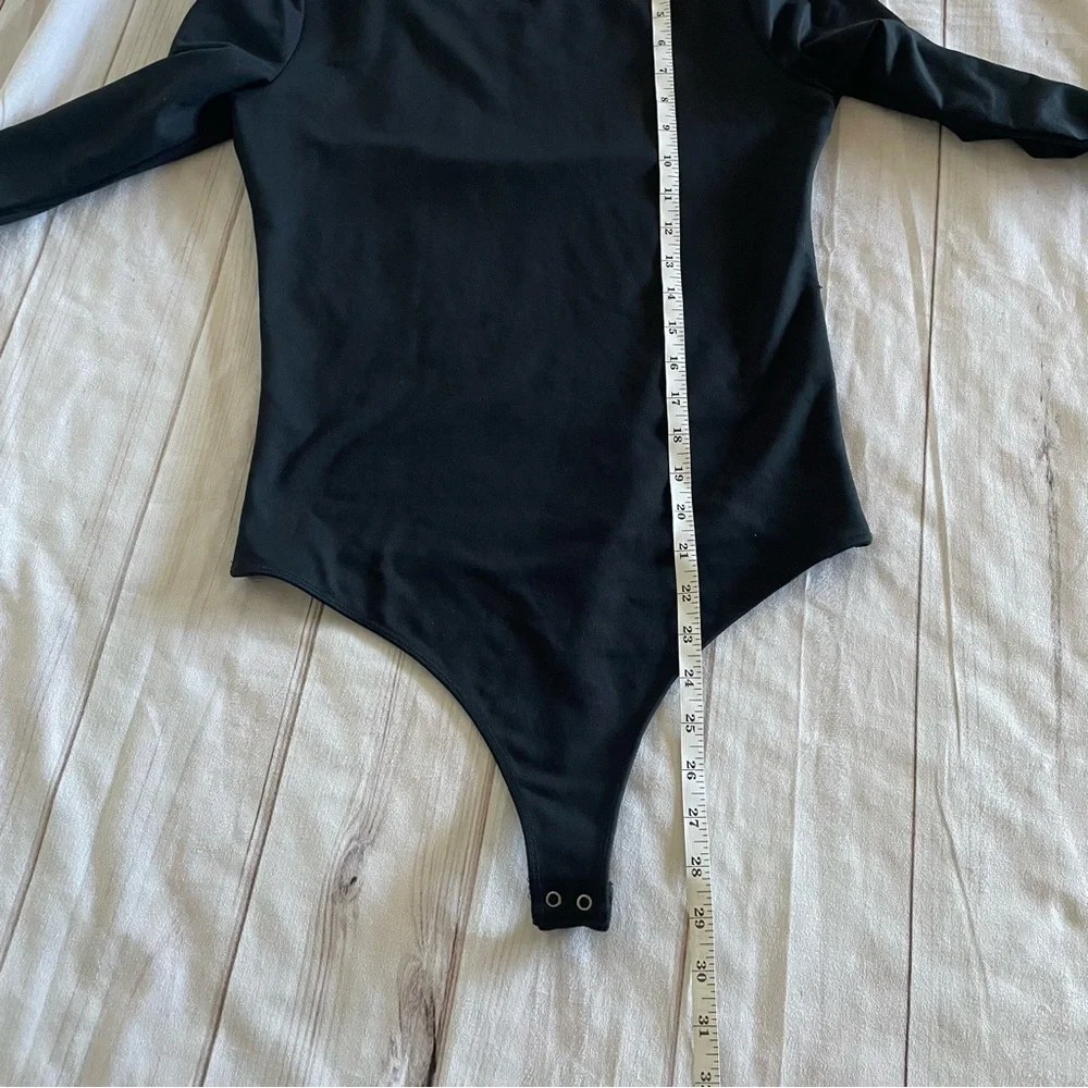 Abercrombie & Fitch Soft Collection Long Sleeve Bodysuit Womens M Black Cutout - Picture 13 of 15